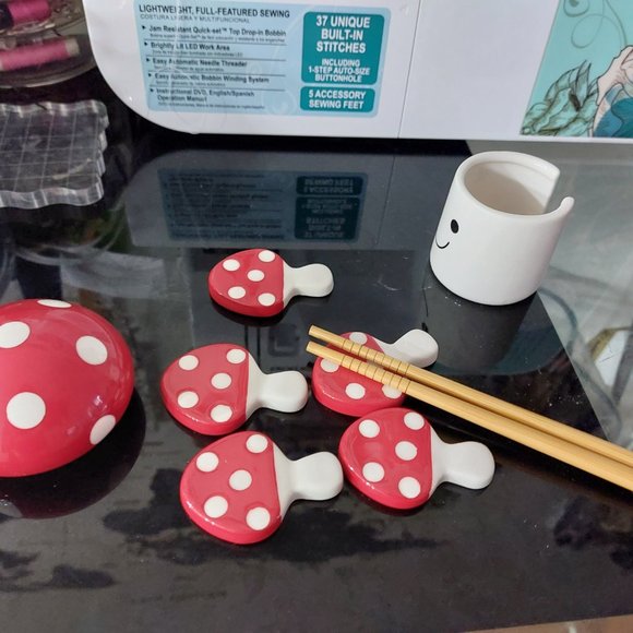 Super Cute Rare Mushroom Ceramic Chopstick Rests SET Organize all In Mushroom - Picture 3 of 8